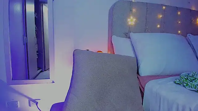 TheGloriousSophie webcam