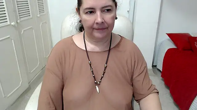 leonela_69 webcam