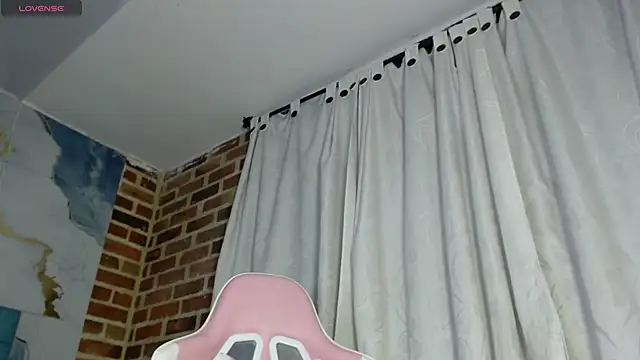 ailyngg webcam