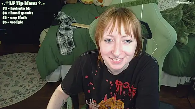 LilyMayBae webcam