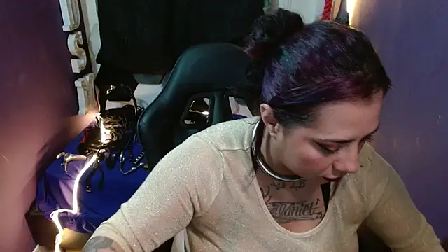 Alexa_Slavehot777 webcam