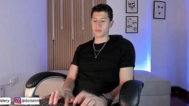 Dorianmistery2322_ webcam