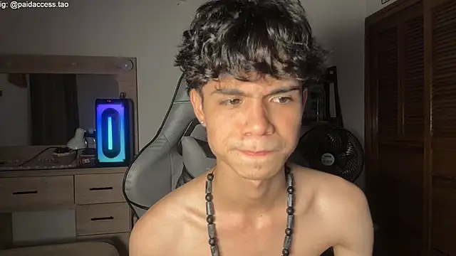 OopsAgain_ webcam
