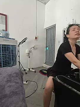 Ivy_Trix2 webcam