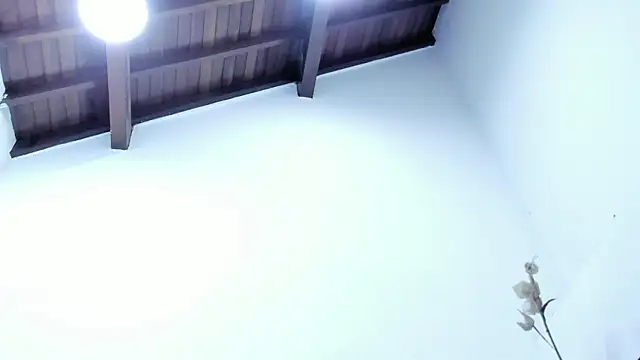 MaiaLopez webcam