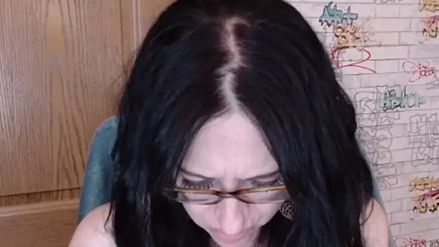debramilf - DebraMilf's free webcam - UK Sex Cams