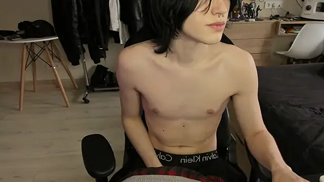 johngaliano (M twink) - cum show