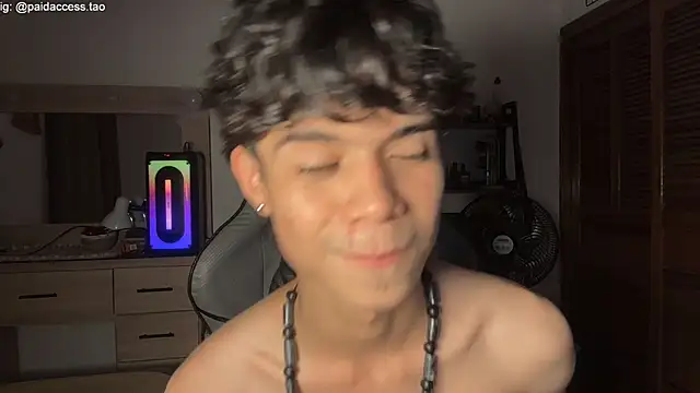 OopsAgain_ webcam