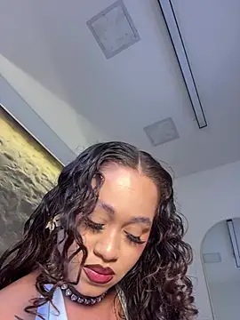 Isa__Blanc webcam