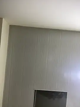 Emi_blair live sex cam