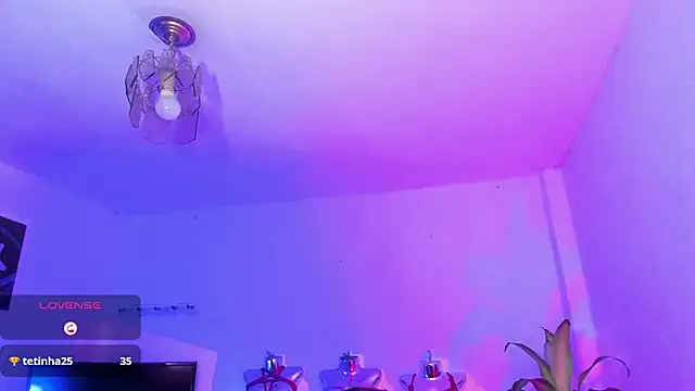 LucyStrike_ webcam