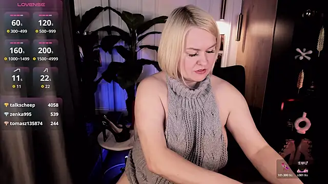 YolandaKiss webcam