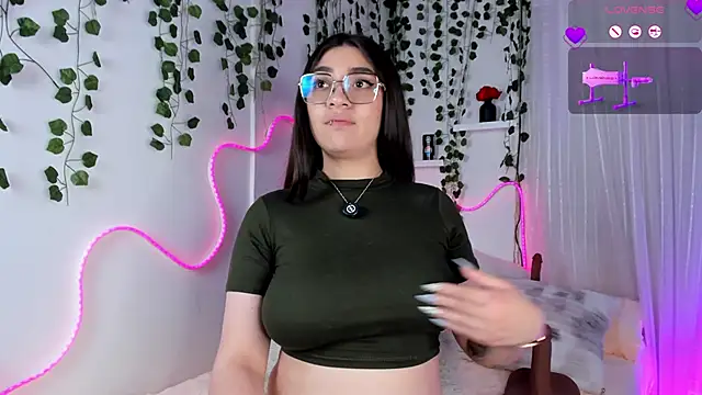 Samii_Evans webcam