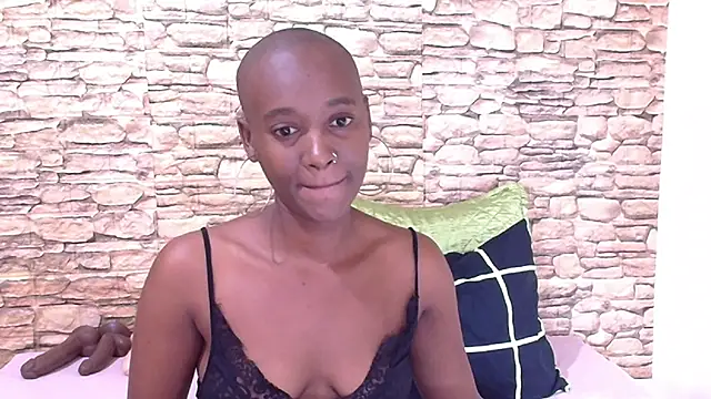 EbonyOlive69