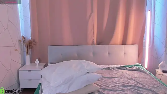 Tiffany-Grace webcam
