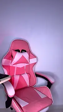 ScarletVelvetX webcam