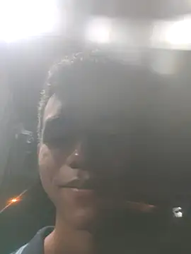 Reynold2608 live cam on StripChat