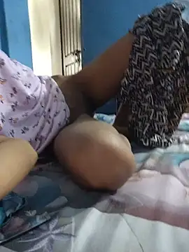 124pakhi webcam