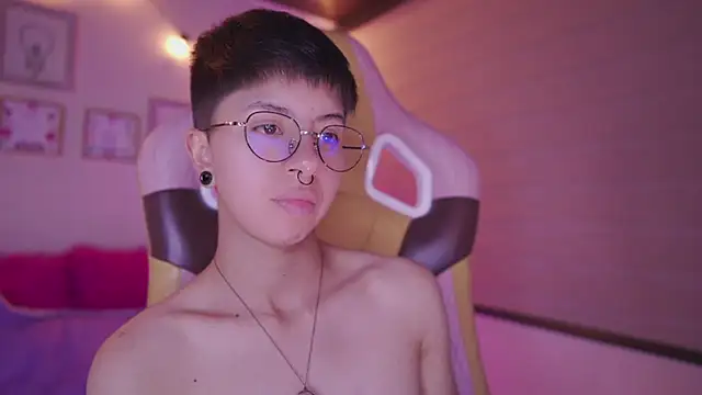 tommy_blue webcam
