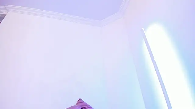 canelleGarces webcam