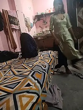 Desipari_777 webcam