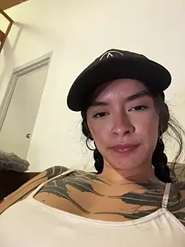 cristal_roberts webcam