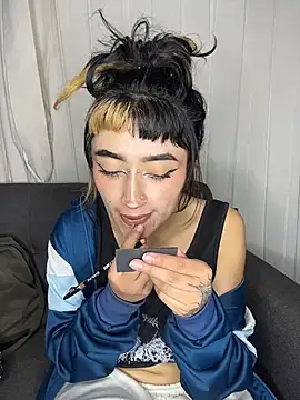 baby_akuma webcam