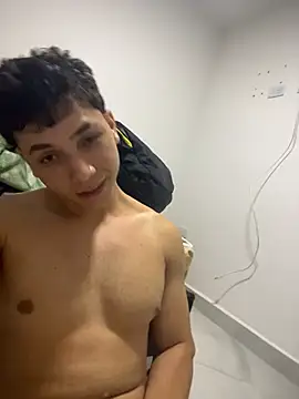 Maxx_valiant webcam