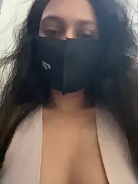 kavyq3791 webcam