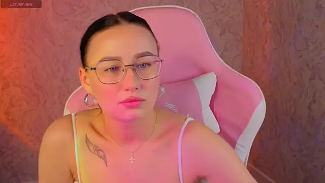 _Kiki_angelll_ webcam