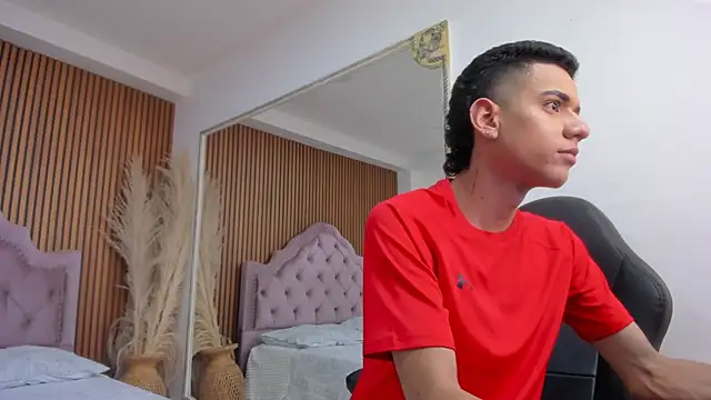 MathewAdamss webcam