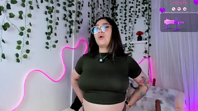 Samii_Evans webcam