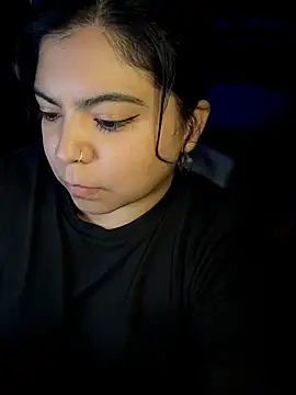 kimmiakiss22 webcam