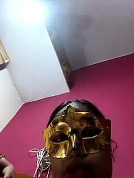 sexychutxxx7 live cam on StripChat