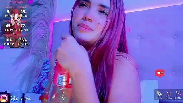 Kylie_brokee webcam