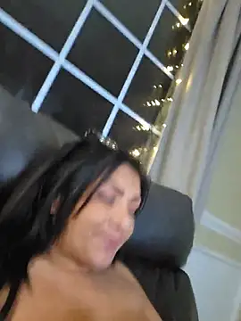 LittleMissEeve webcam