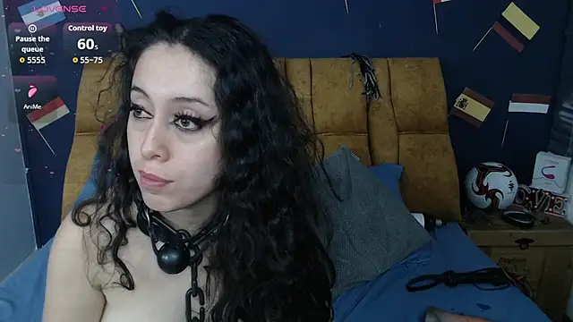 Watch KendraaSimons live on EroticFlix - High definition streams