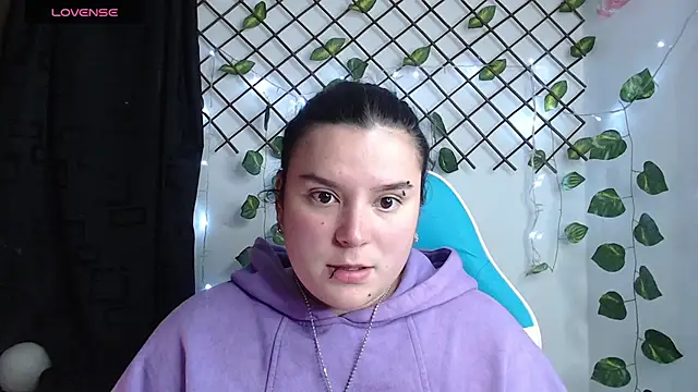 nika_1_ - Nika_1_'s free webcam - UK Sex Cams