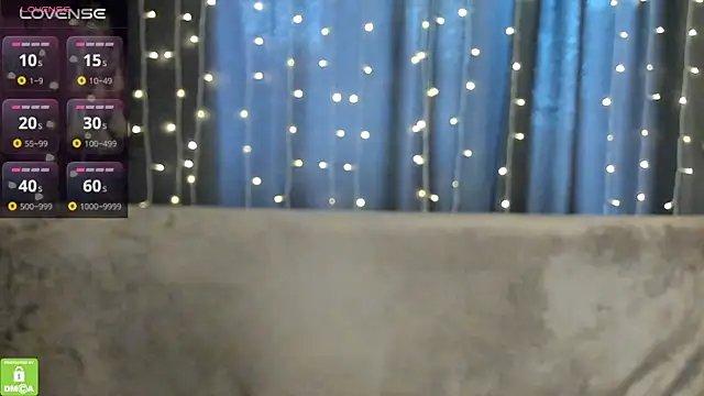 Amelia_skyy live cam on StripChat