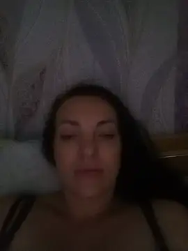 PrettyAngell_ webcam