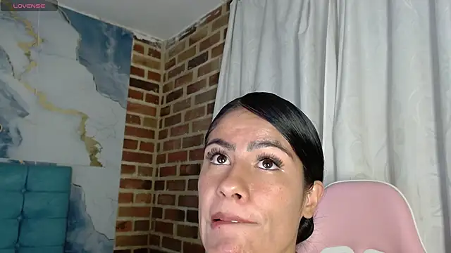 ailyngg webcam