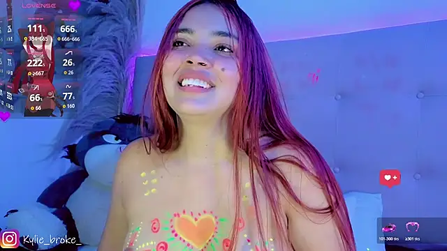 Kylie_brokee webcam