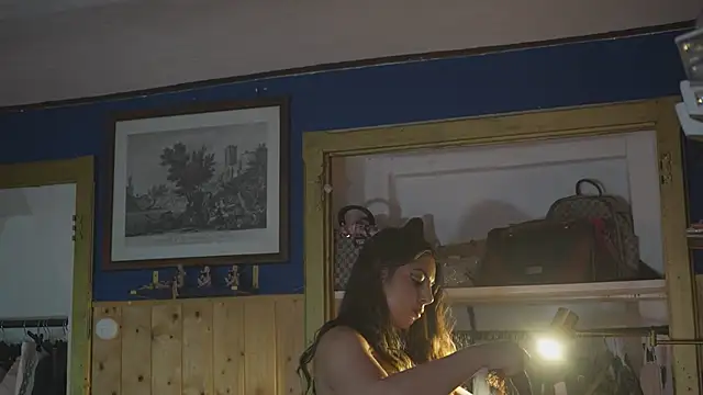 VanessaDoyle live cam on StripChat