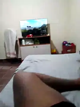 Freakywakewake webcam