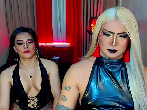 Wildest_Slave_Huntress webcam