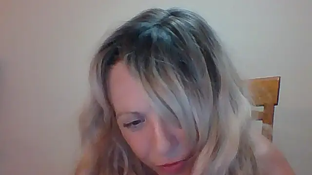 Custard-Lovers live sex cam