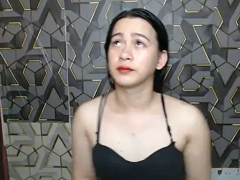 ur_asianpretty webcam