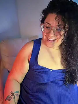 CurlyMilf_Vannexxxa webcam