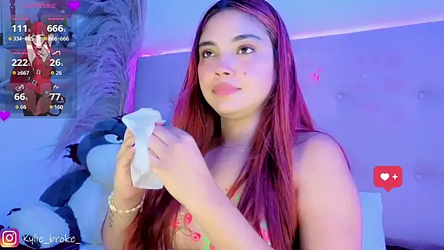 Kylie_brokee webcam