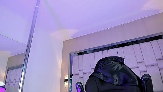 AngelineHeet webcam